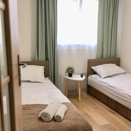Apartament 212 Klikuszowa エクステリア 写真