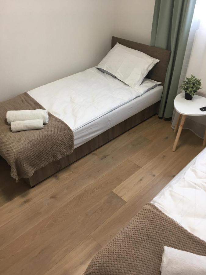 Apartament 212 Klikuszowa エクステリア 写真