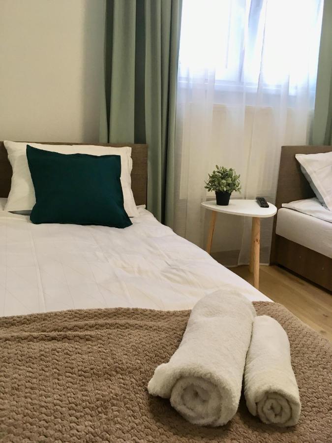 Apartament 212 Klikuszowa エクステリア 写真